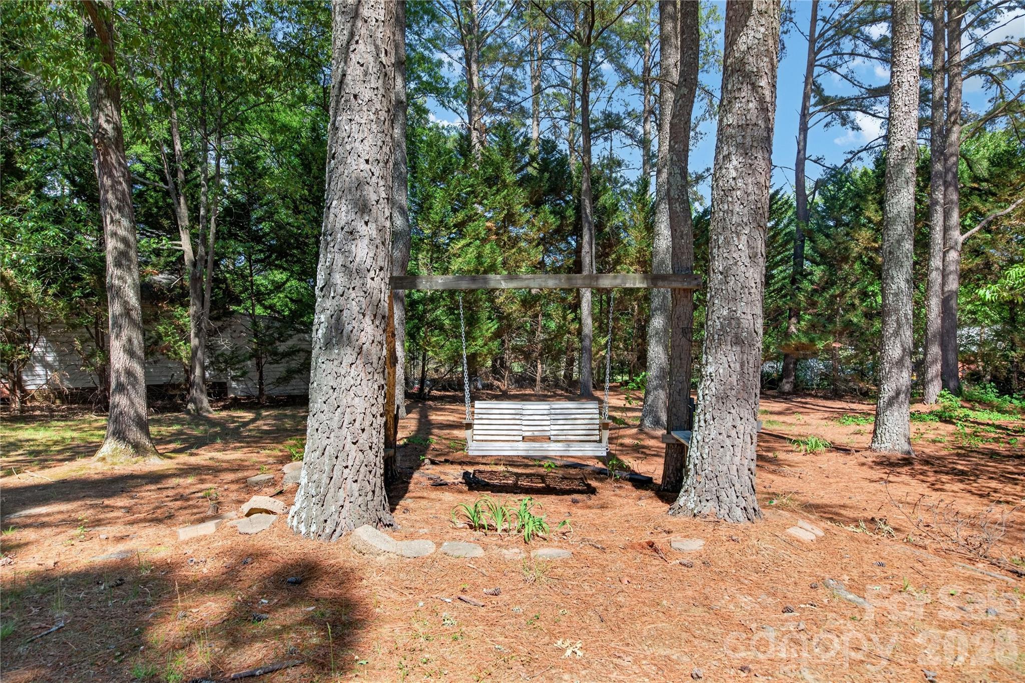 2300 Fowler Secrest Road — Monroe