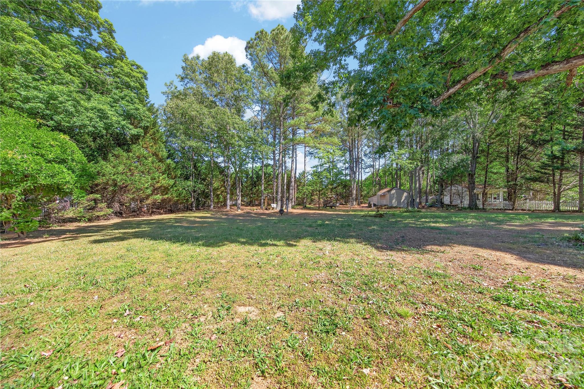 2300 Fowler Secrest Road — Monroe