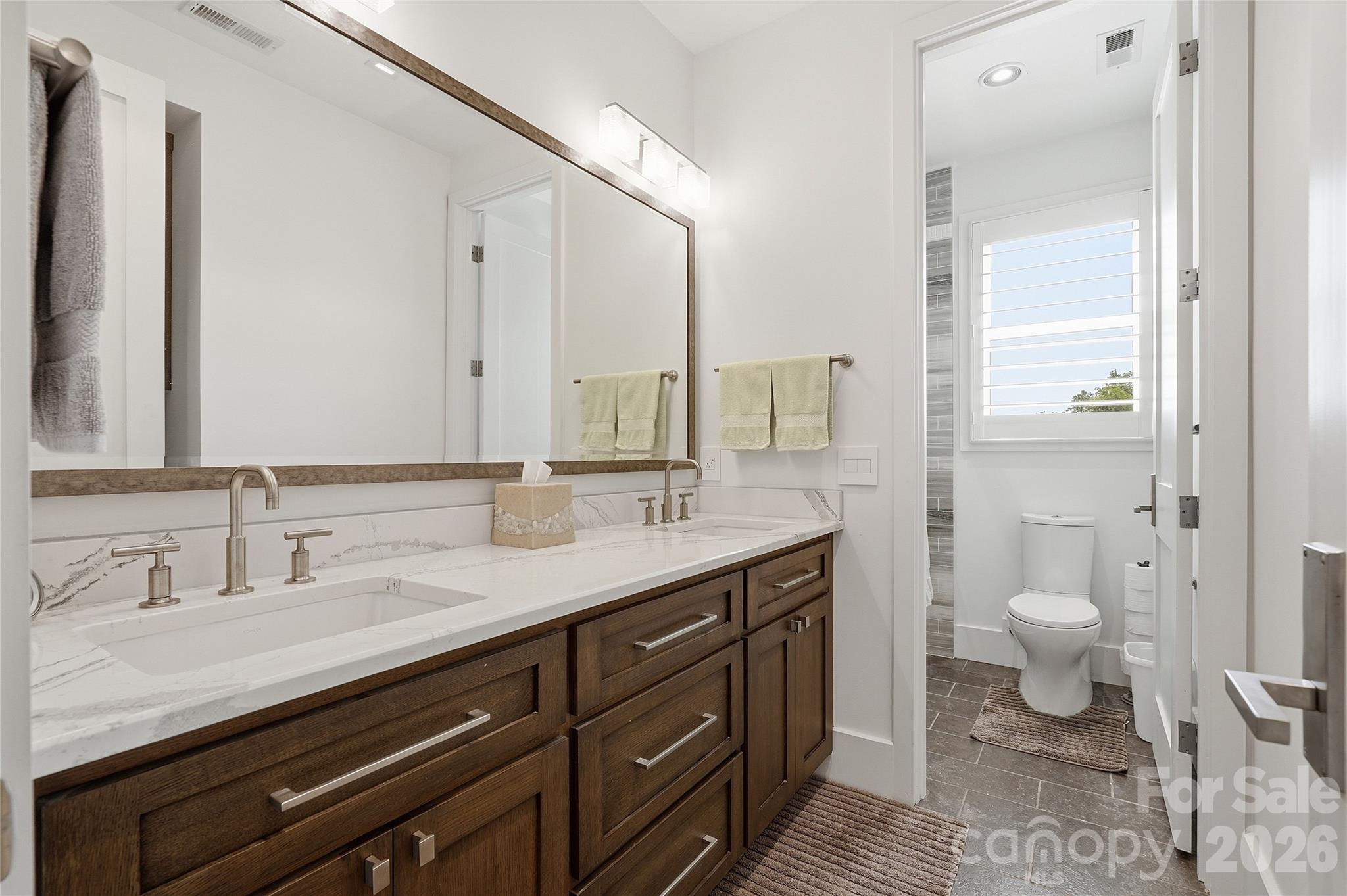 984 Mapleton Lane — Columbus