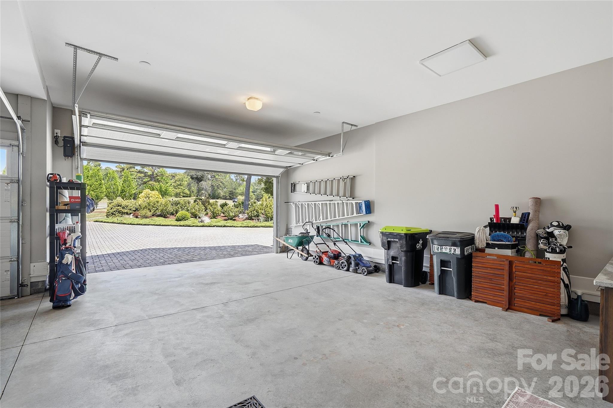 984 Mapleton Lane — Columbus