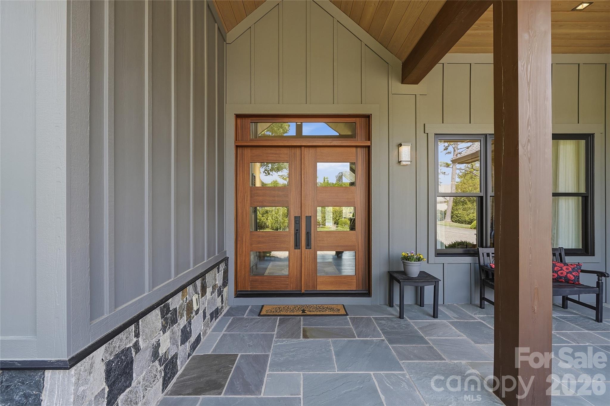 984 Mapleton Lane — Columbus