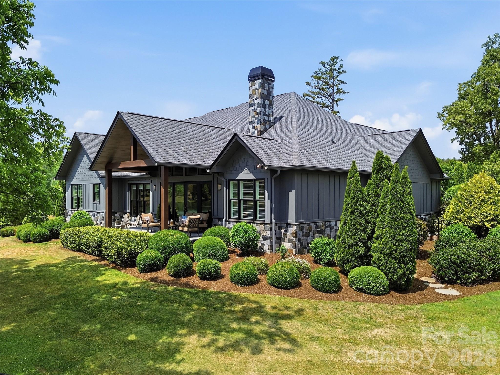 984 Mapleton Lane — Columbus