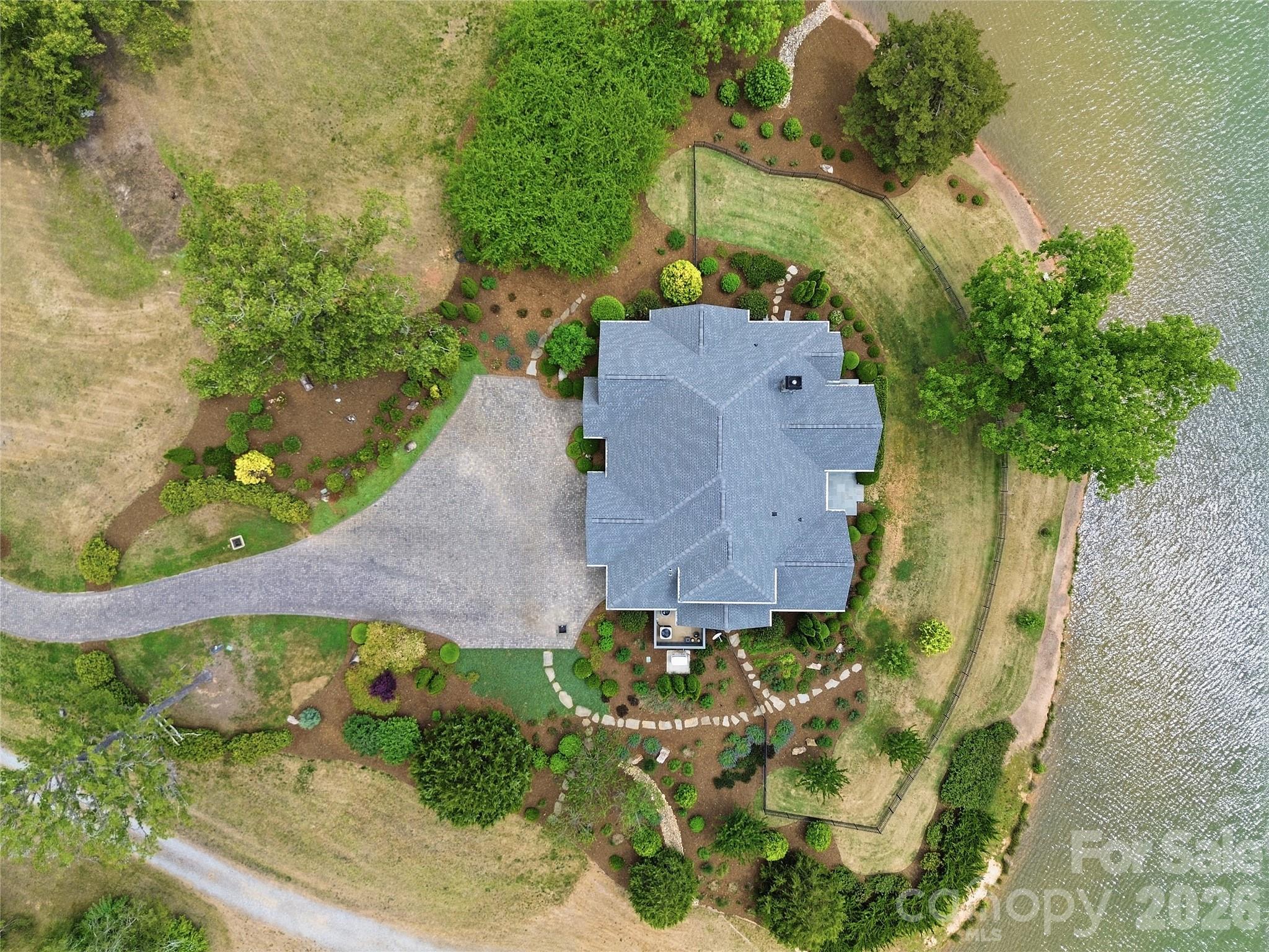 984 Mapleton Lane — Columbus