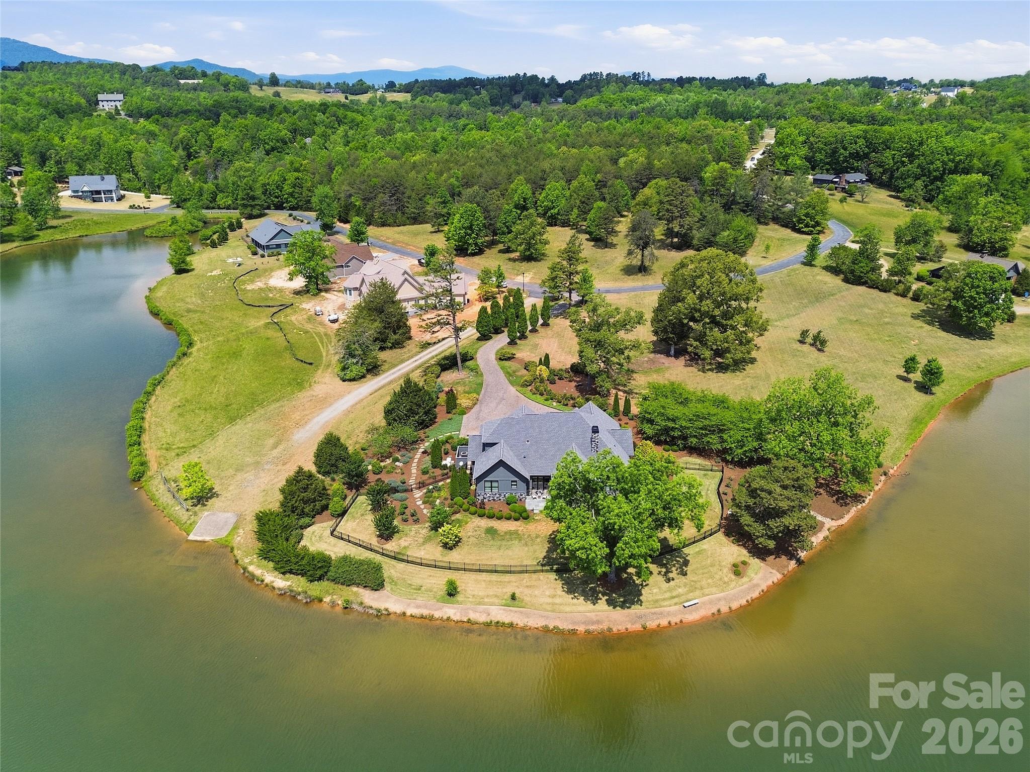 984 Mapleton Lane — Columbus