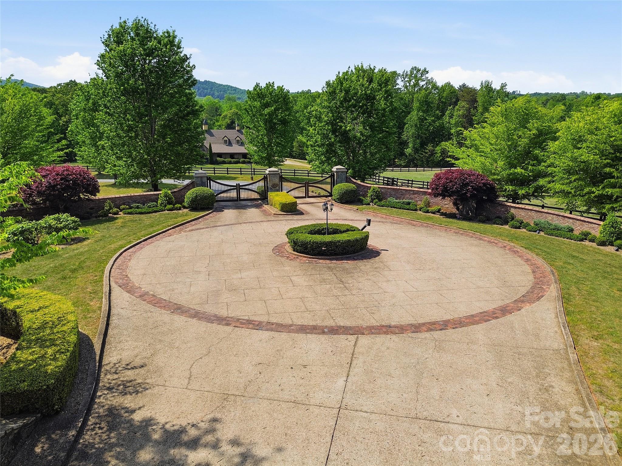 984 Mapleton Lane — Columbus