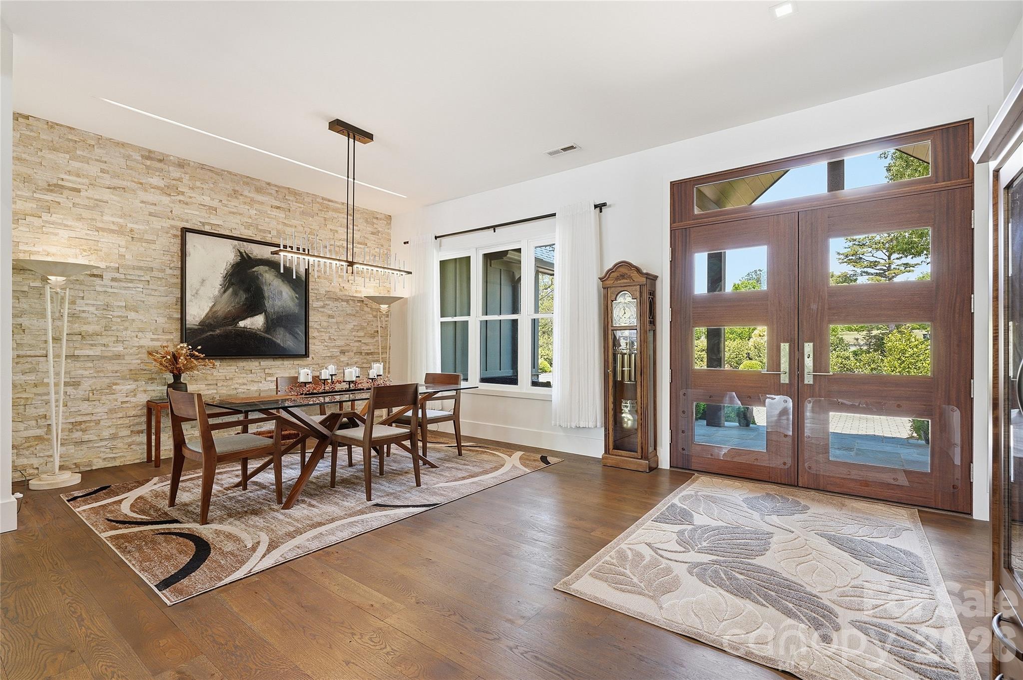 984 Mapleton Lane — Columbus