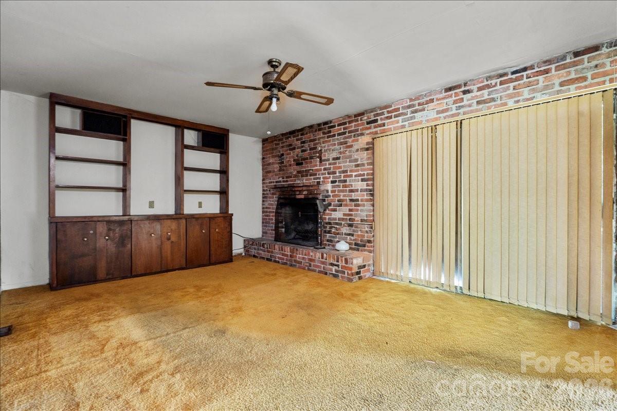 1444 Society Hill Road — Darlington