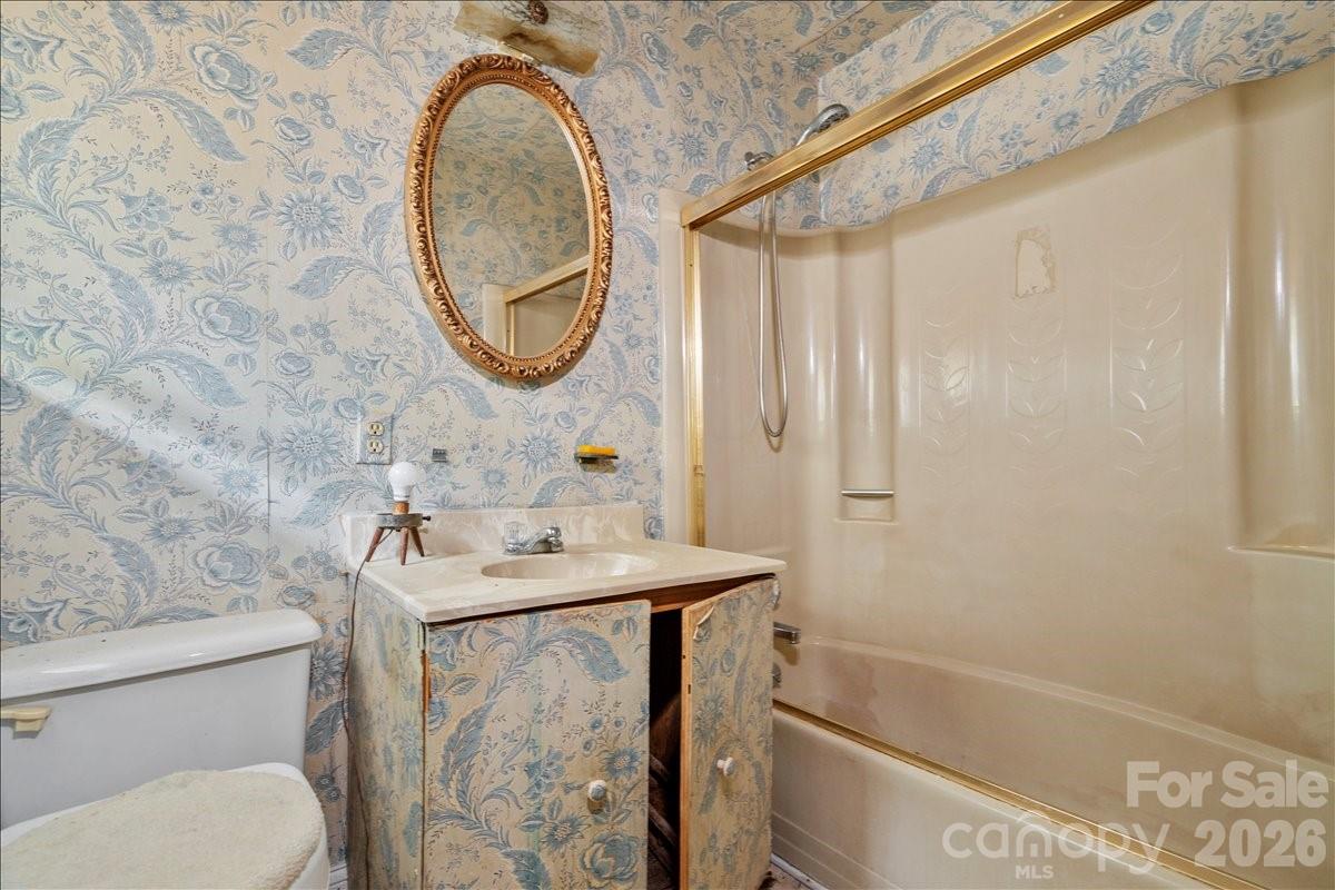 1444 Society Hill Road — Darlington