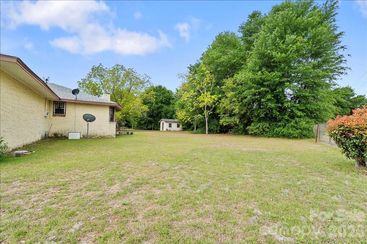 1444 Society Hill Road — Darlington