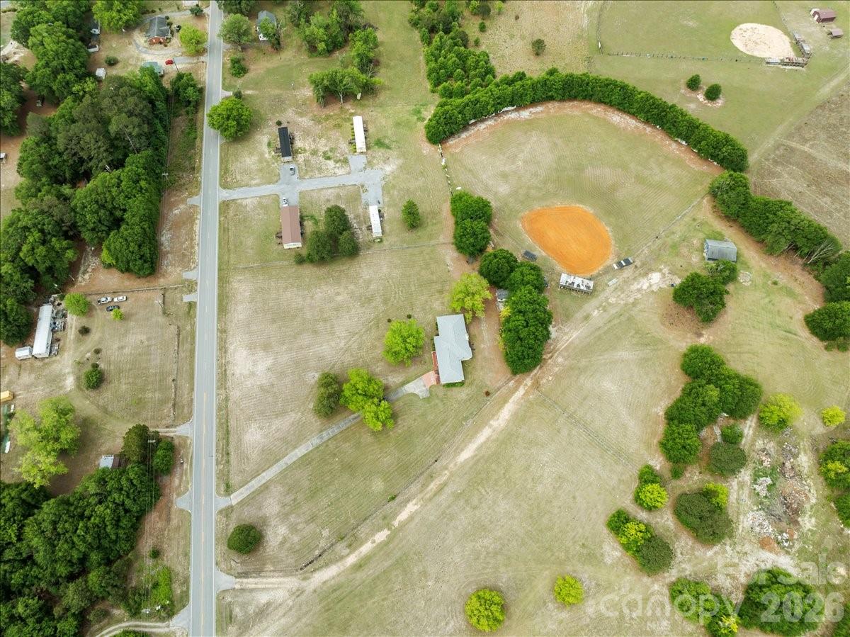 1444 Society Hill Road — Darlington