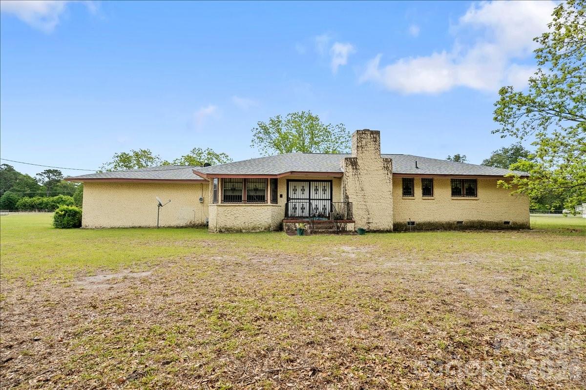 1444 Society Hill Road — Darlington