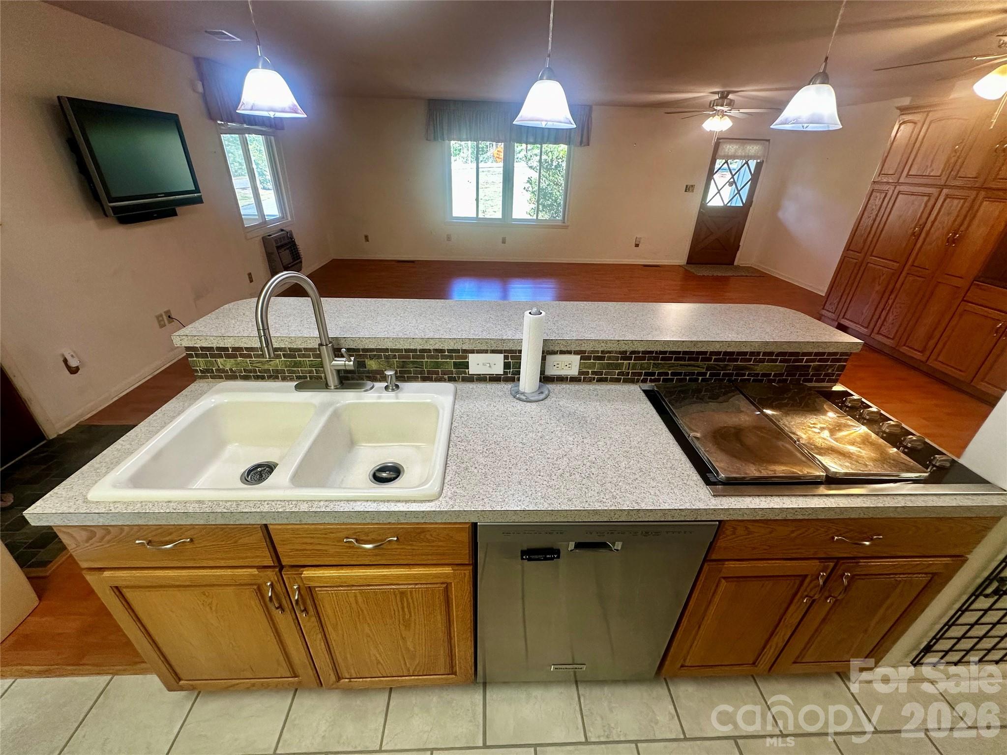 263 Spring Shore Road — Statesville