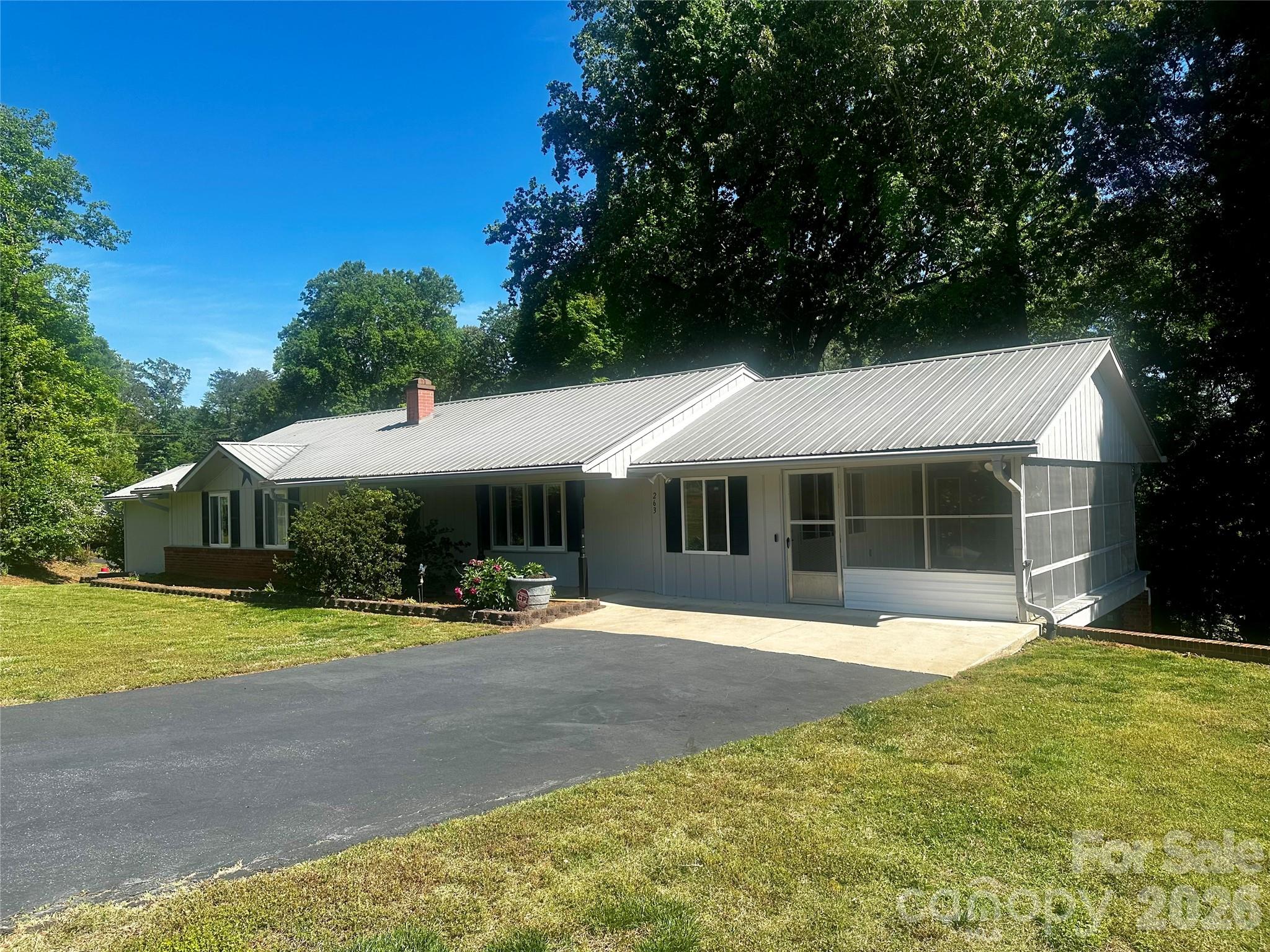 263 Spring Shore Road — Statesville