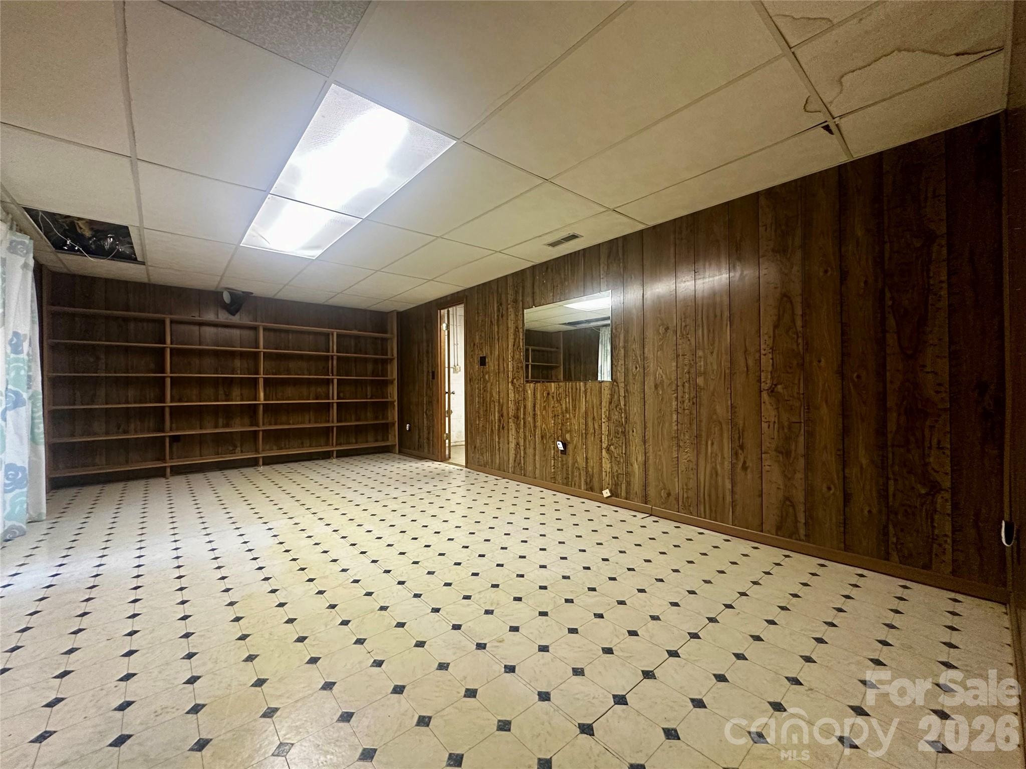 263 Spring Shore Road — Statesville