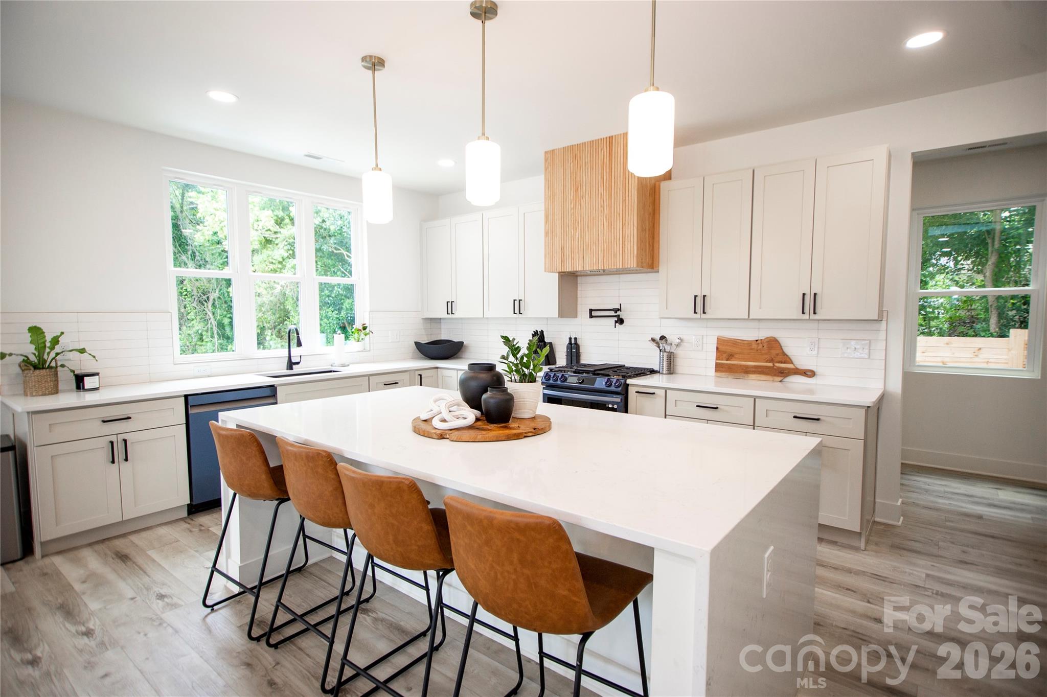 2629 Phillips Avenue — Charlotte
