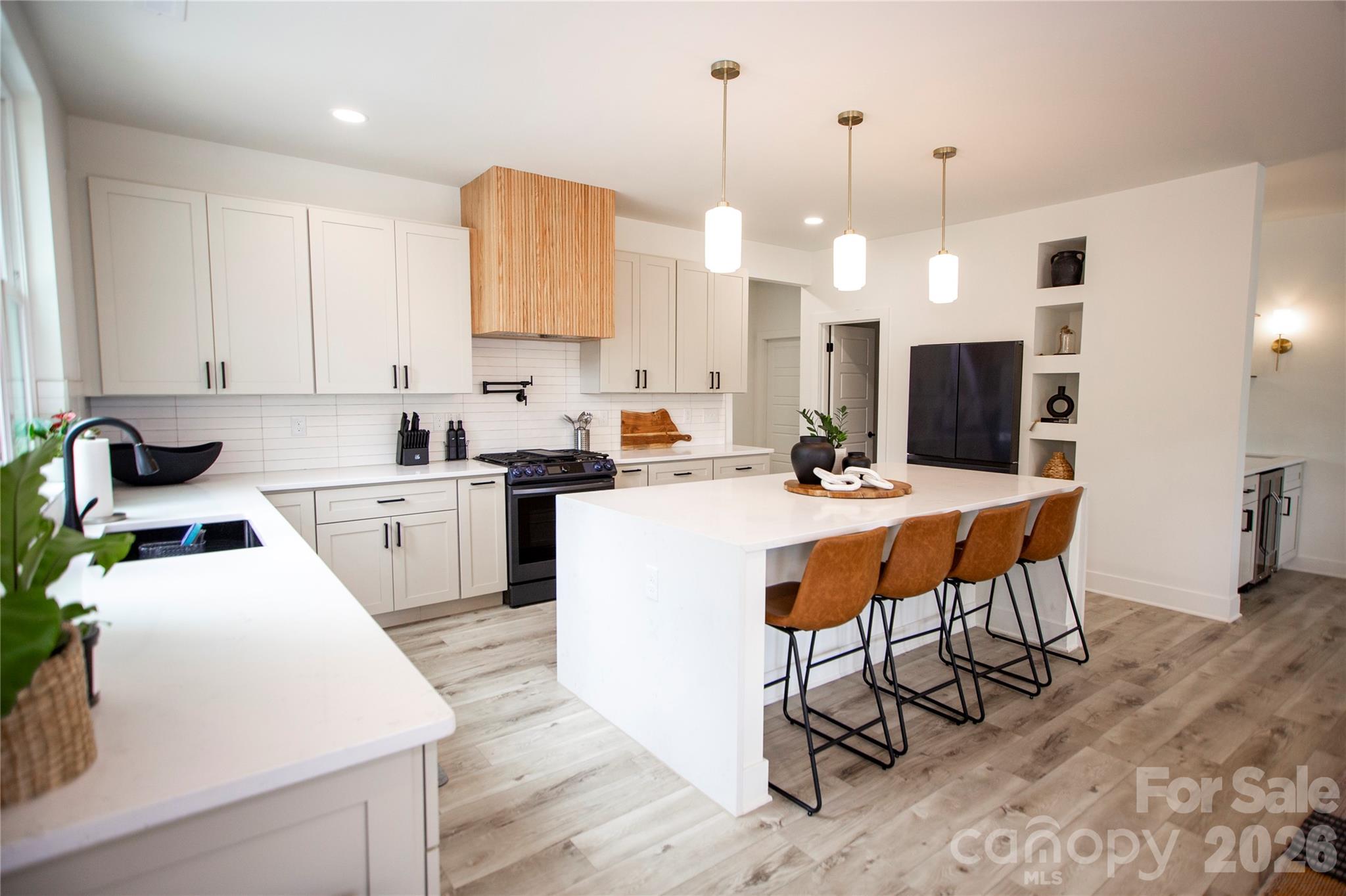 2629 Phillips Avenue — Charlotte
