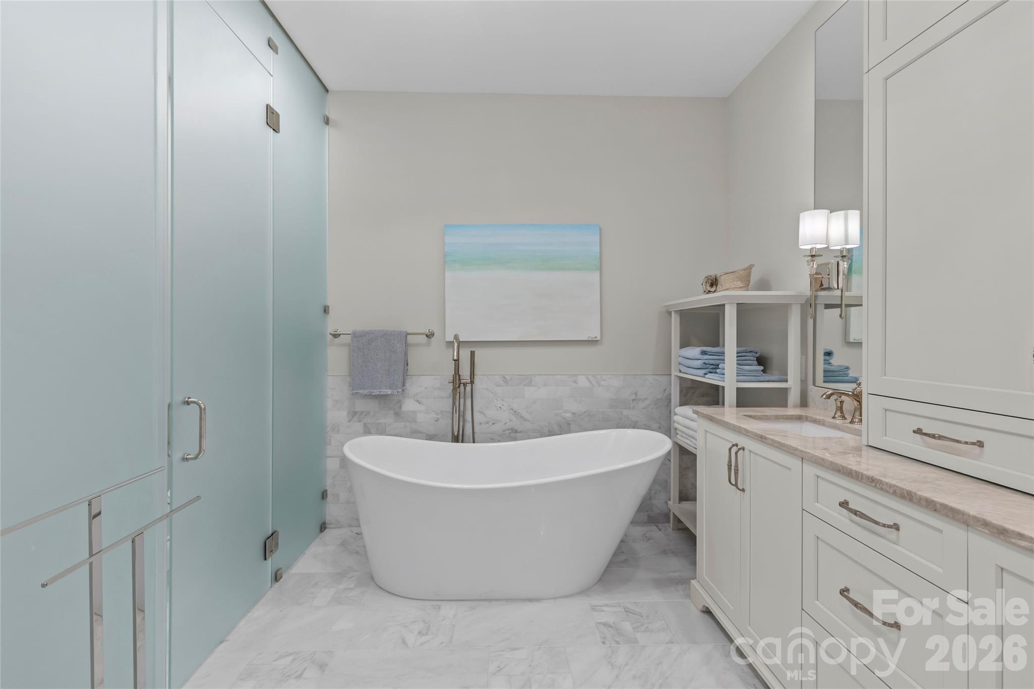 1500 Queens Road #104 — Charlotte