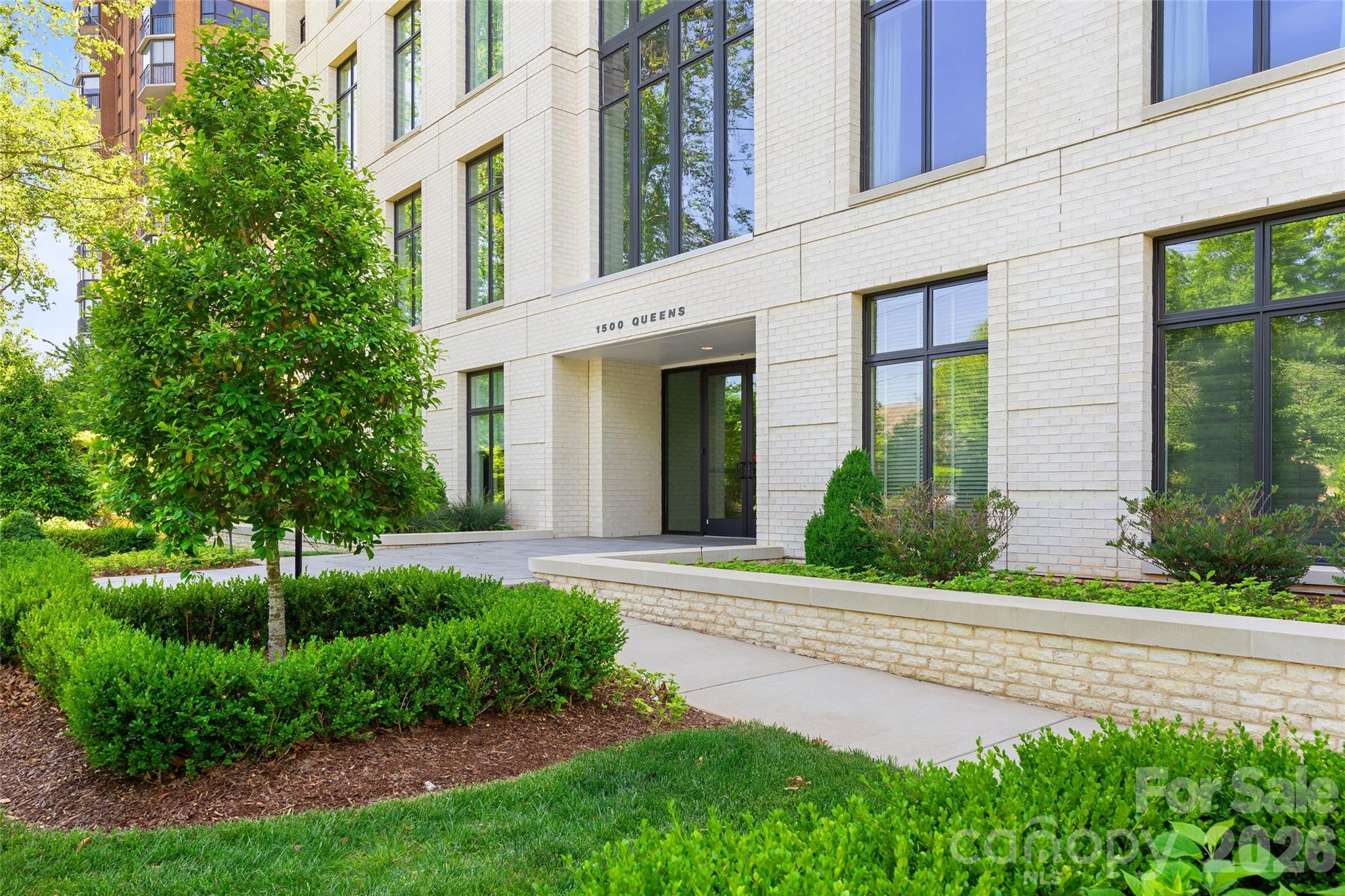 1500 Queens Road #104 — Charlotte