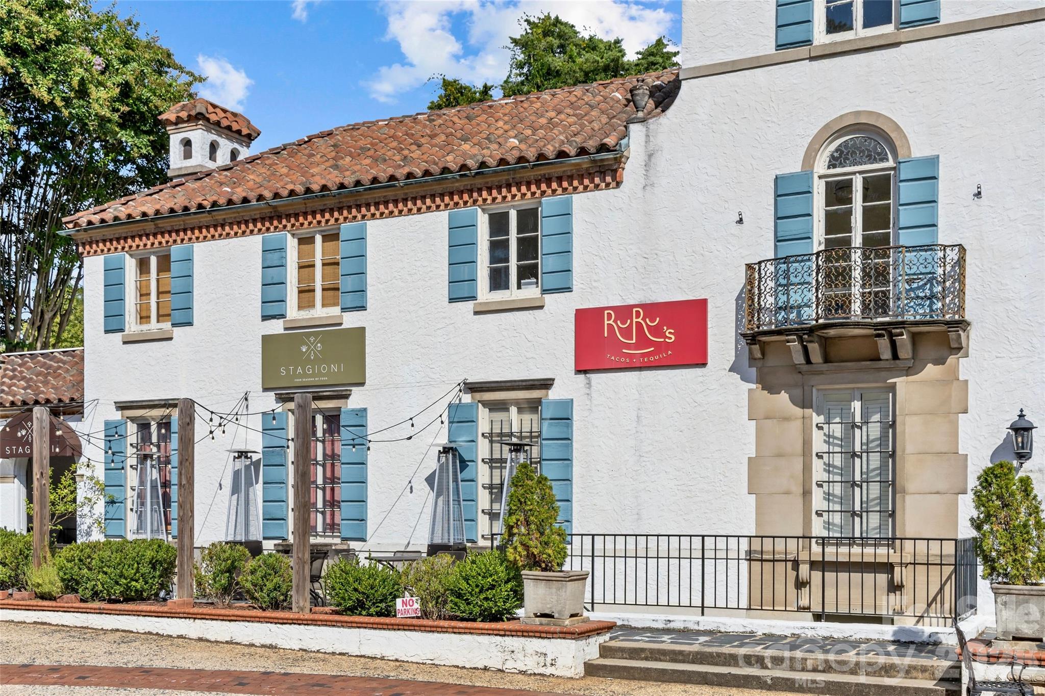1500 Queens Road #104 — Charlotte