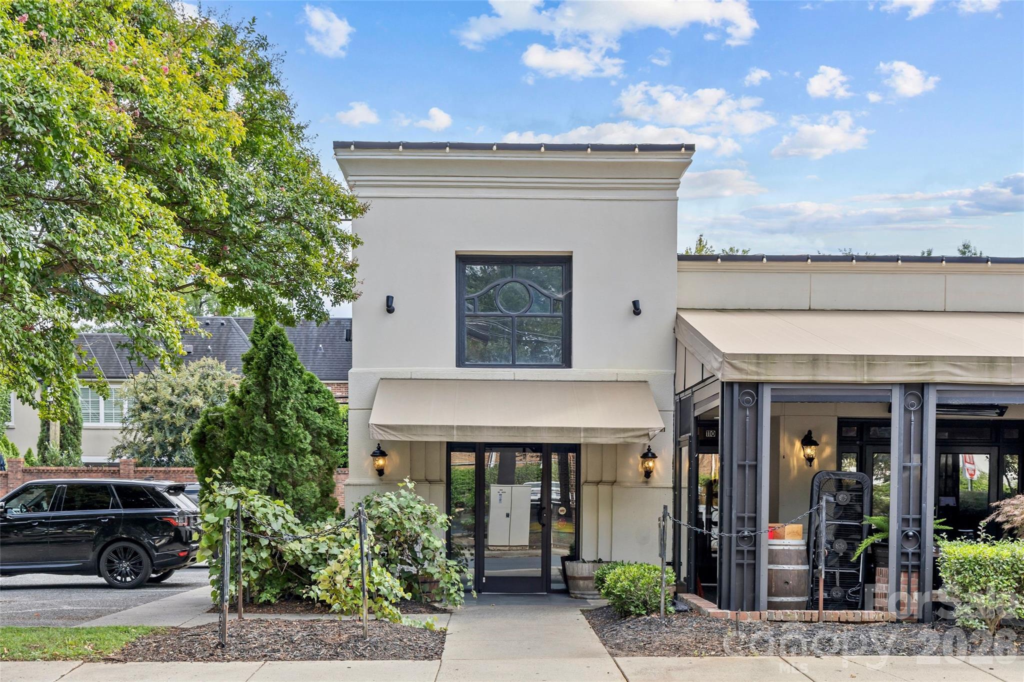 1500 Queens Road #104 — Charlotte