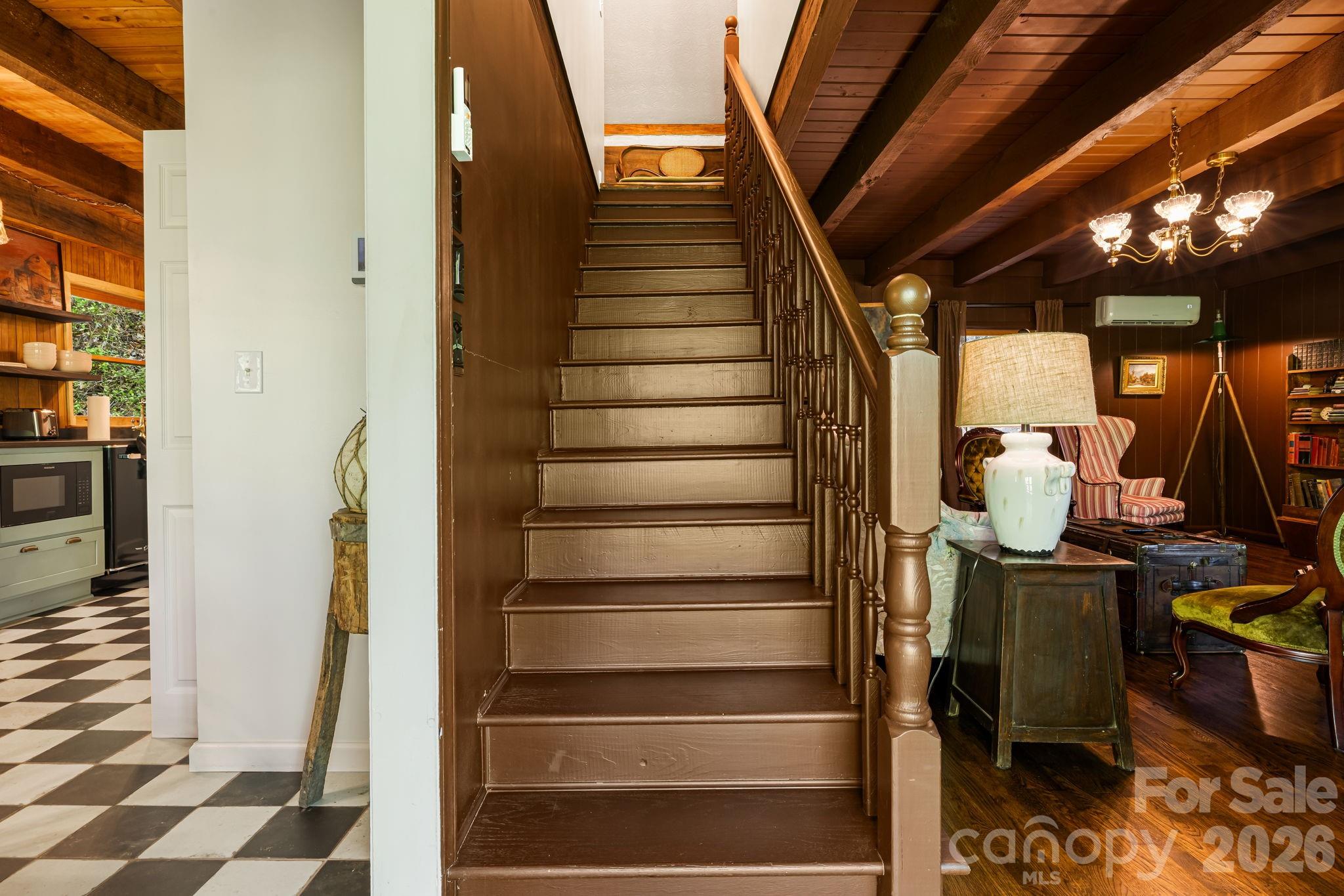 155 Spivey Mountain Road — Asheville
