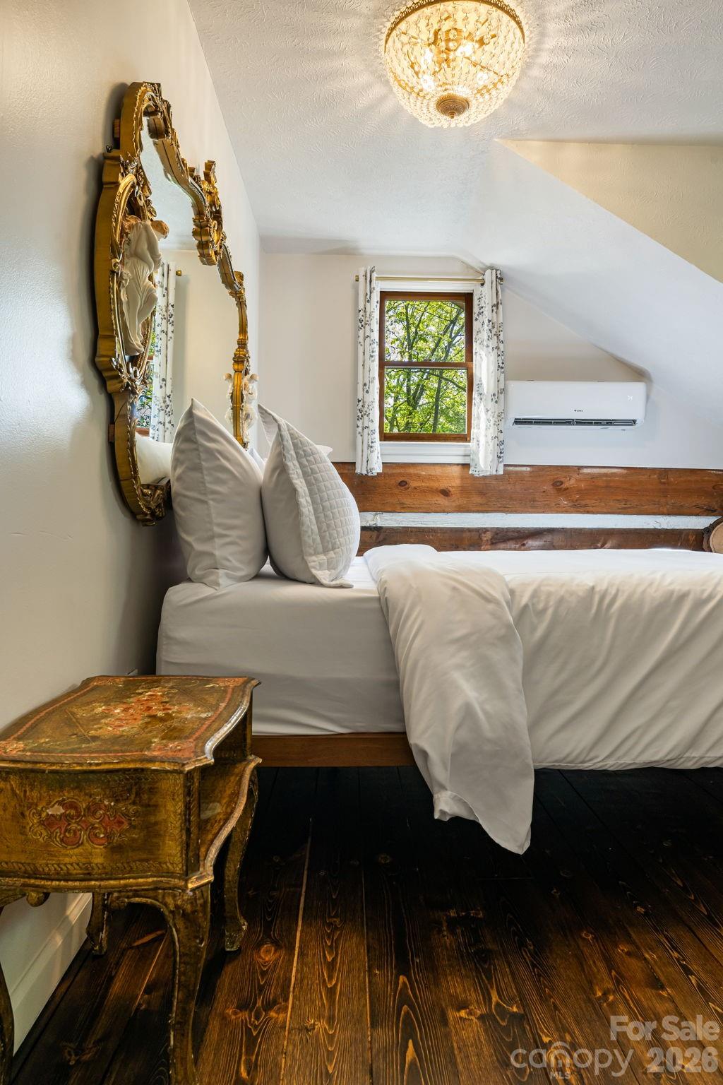 155 Spivey Mountain Road — Asheville
