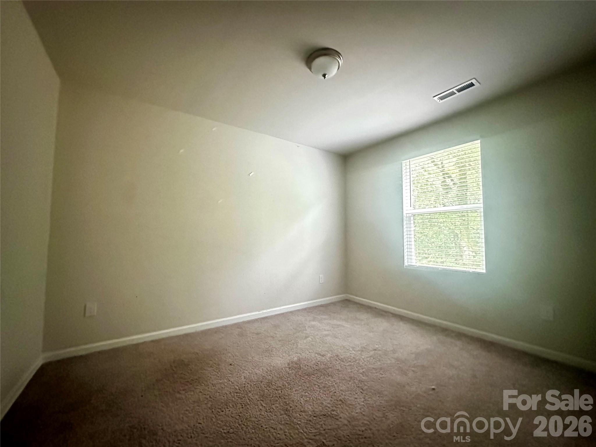 1050 Glenbriar Court — Woodleaf