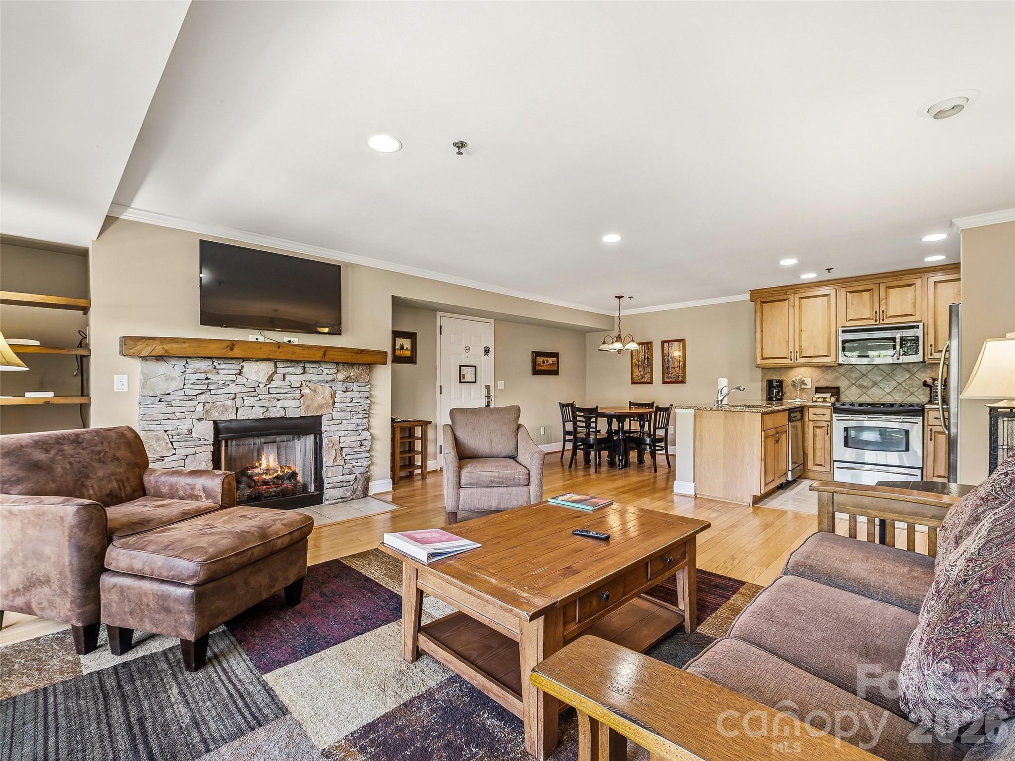 210 Bowling Park Road — Asheville
