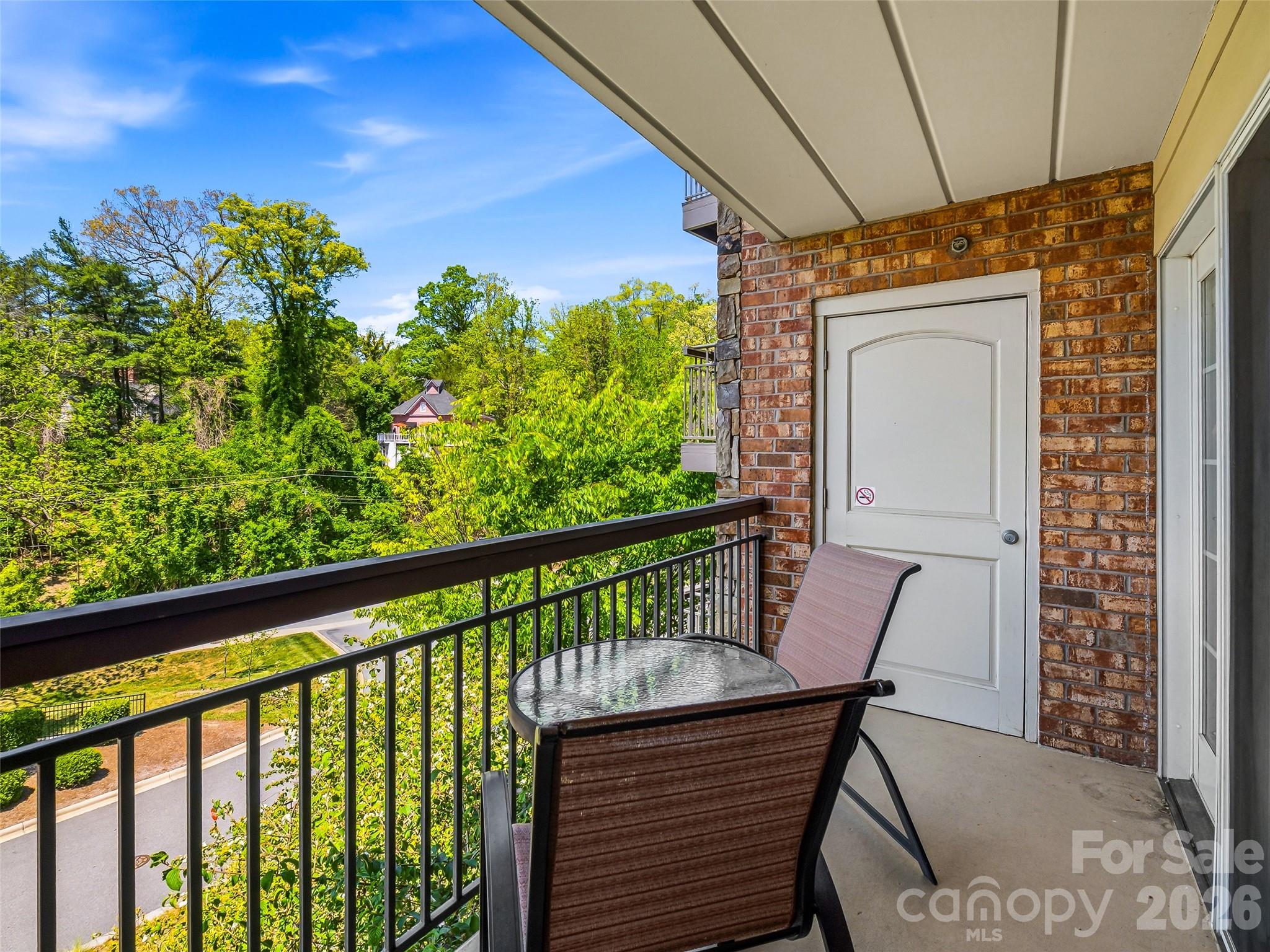 210 Bowling Park Road — Asheville