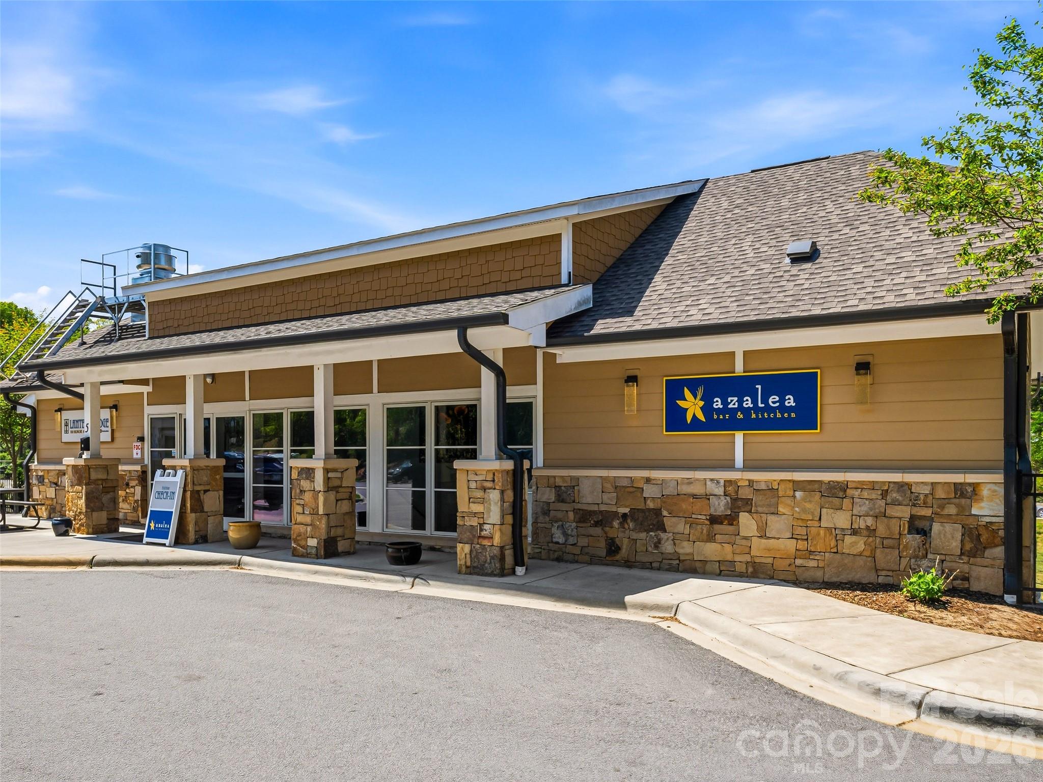 210 Bowling Park Road — Asheville