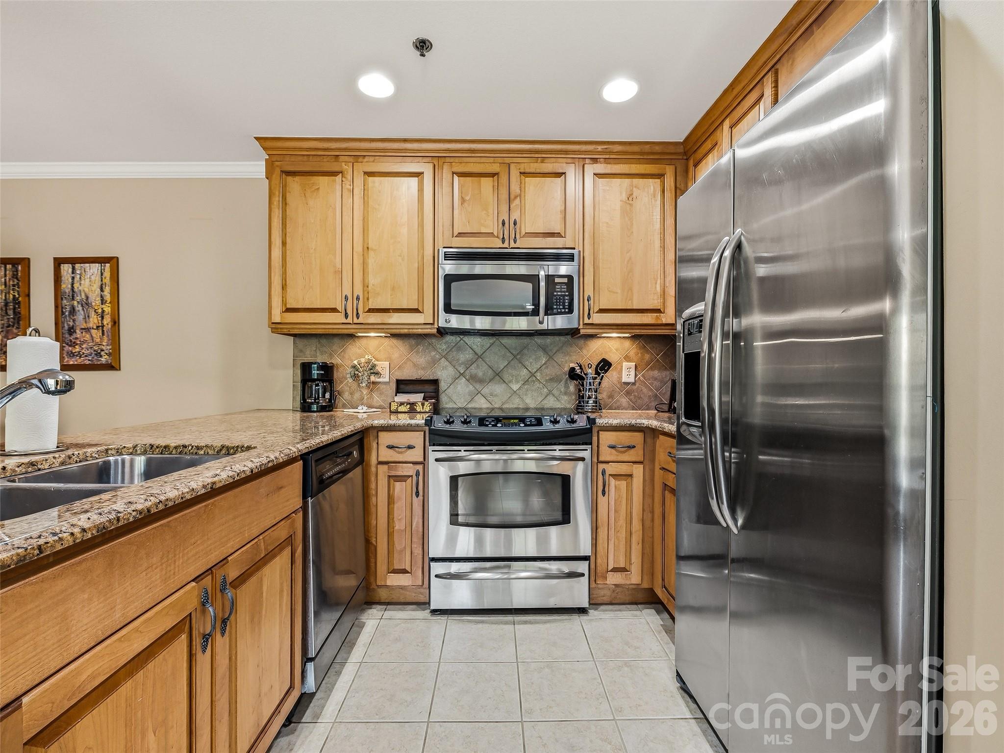 210 Bowling Park Road — Asheville