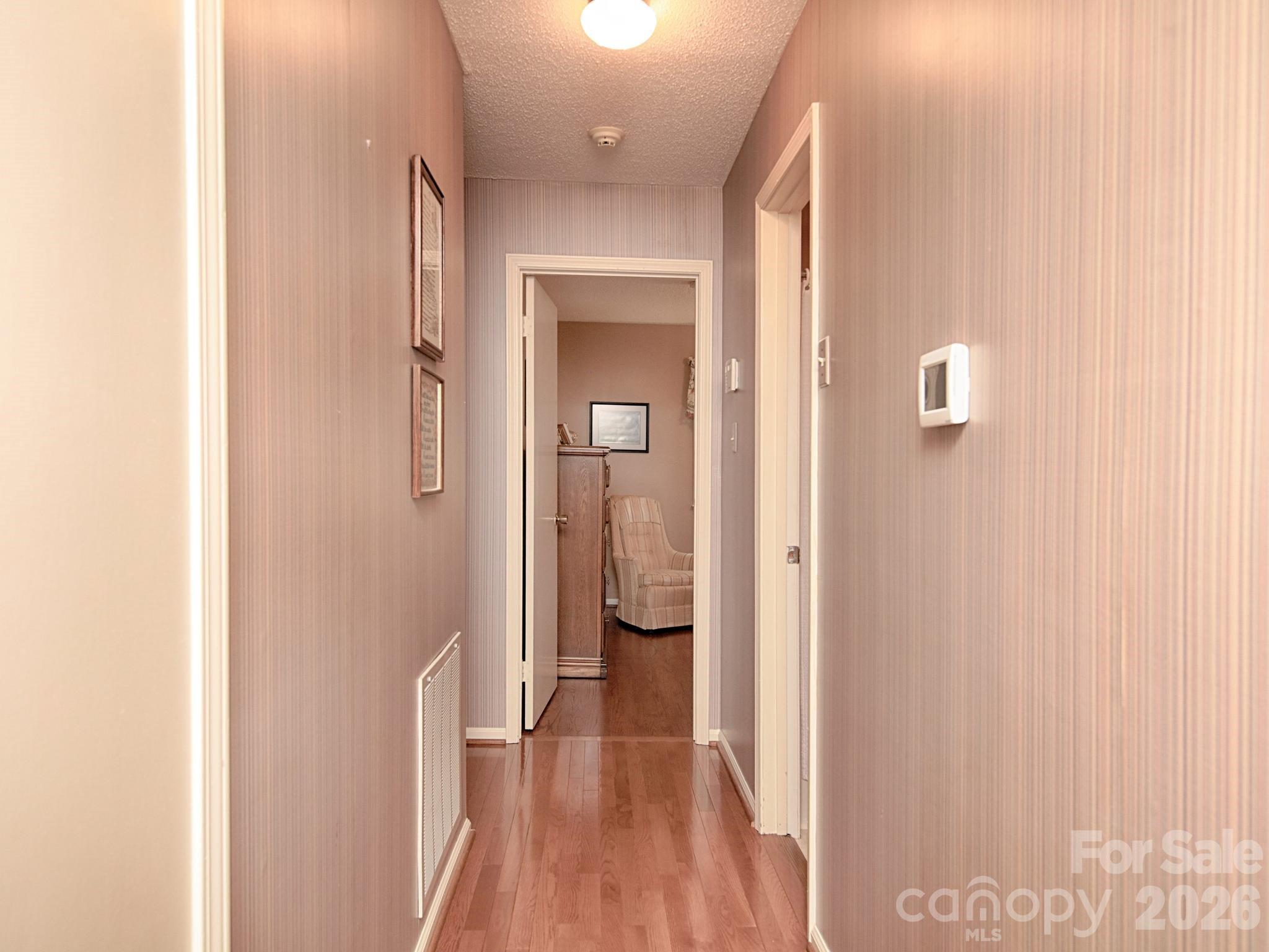 1005 Forest Park Drive — Statesville