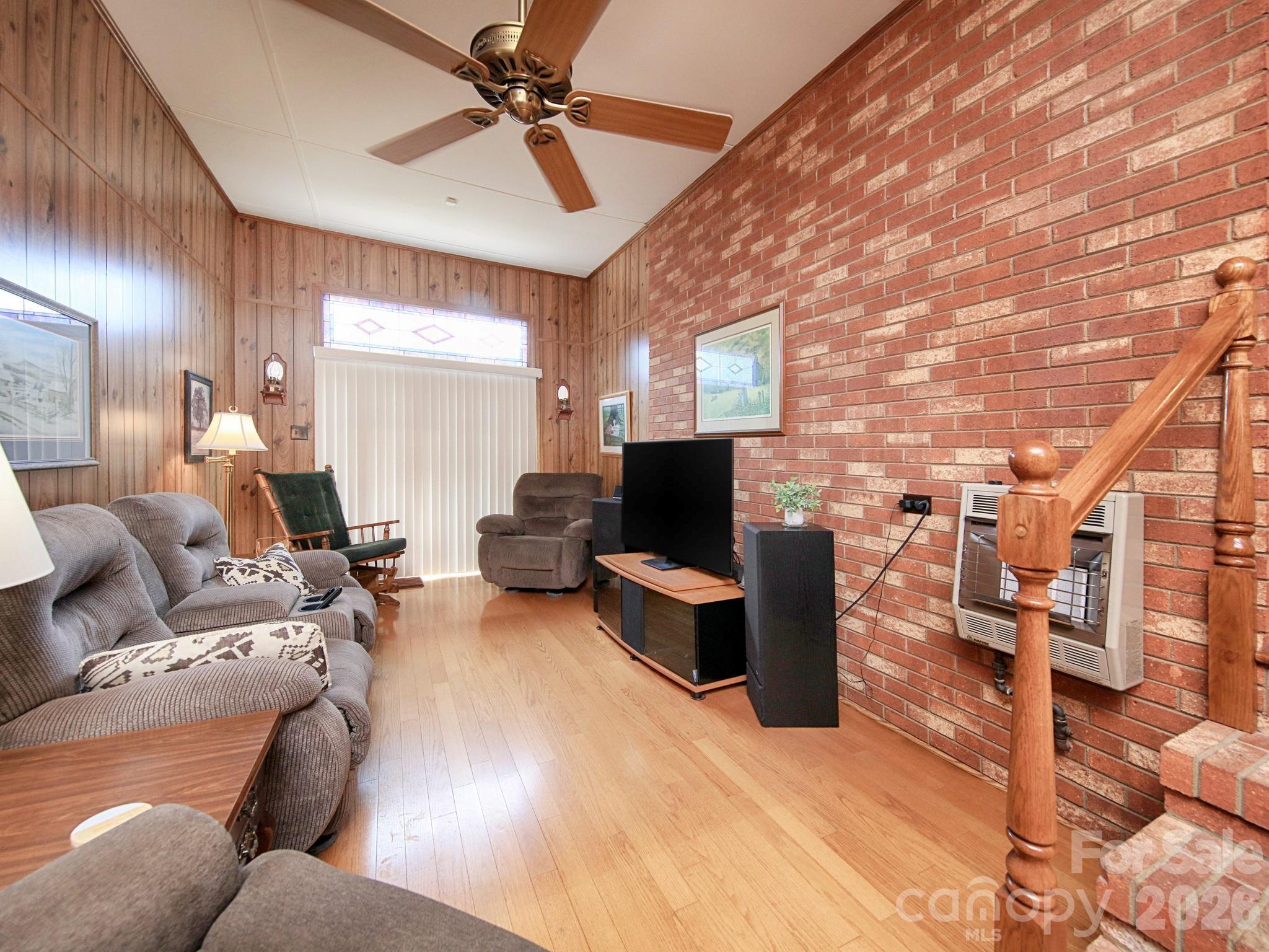 1005 Forest Park Drive — Statesville