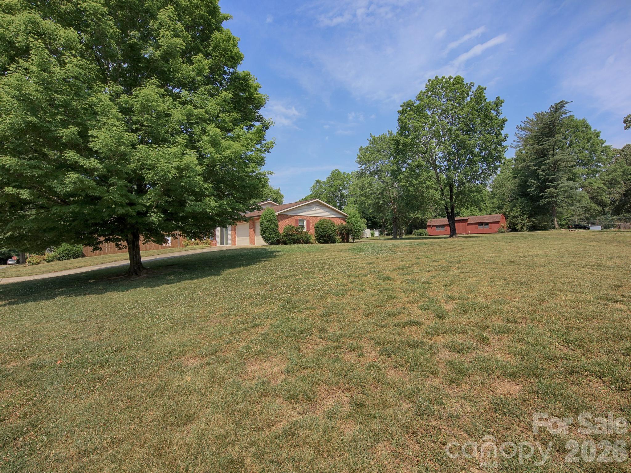 1005 Forest Park Drive — Statesville
