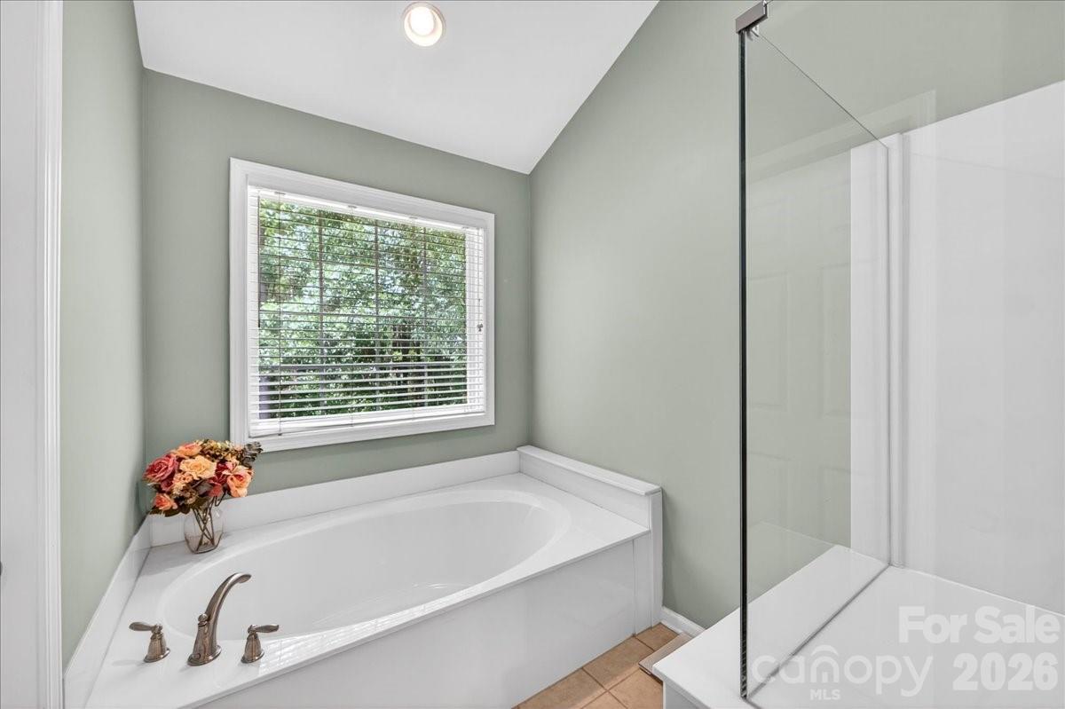 4365 Enchantment Cove Lane — Charlotte
