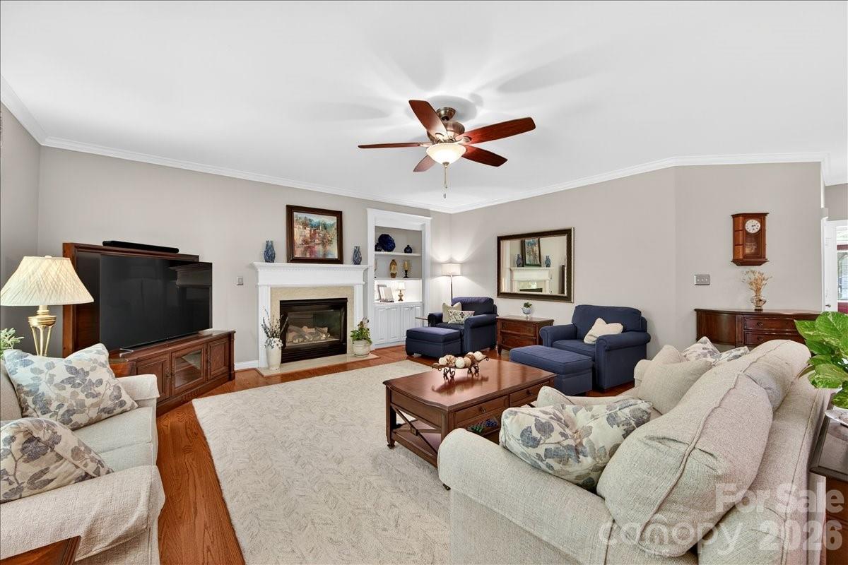 4365 Enchantment Cove Lane — Charlotte