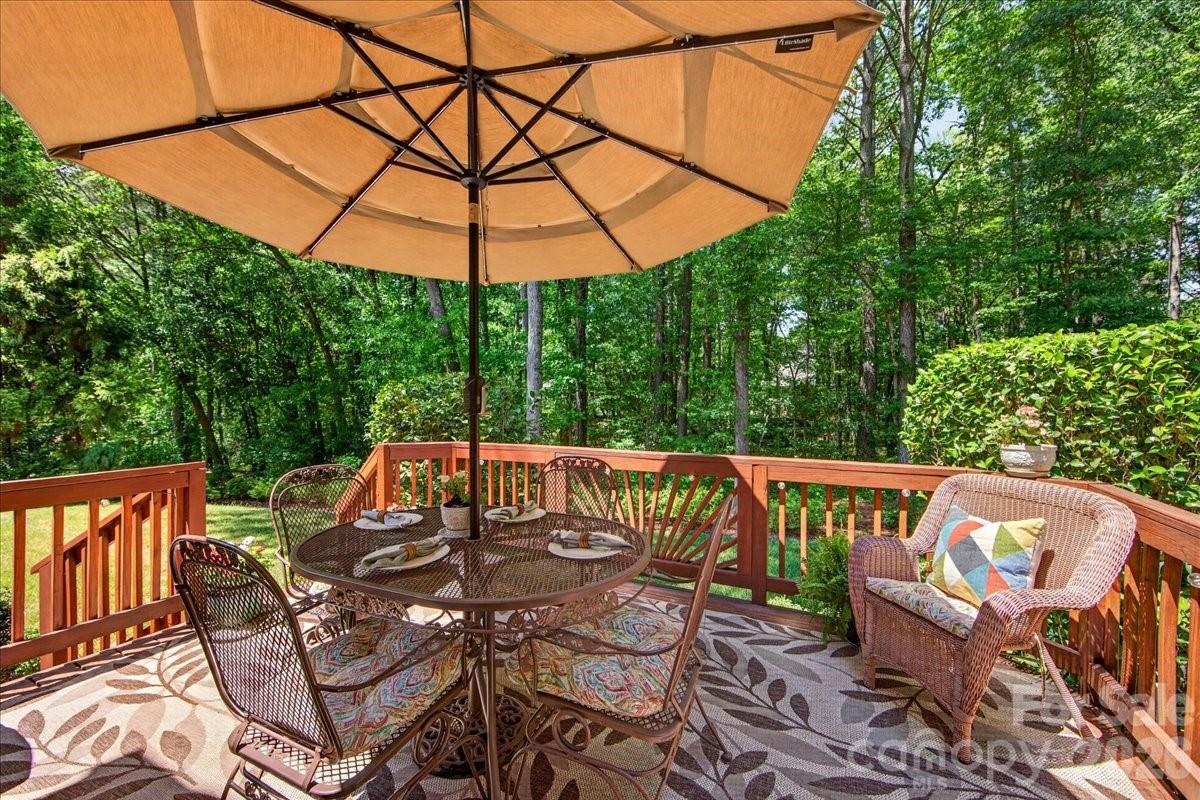 4365 Enchantment Cove Lane — Charlotte