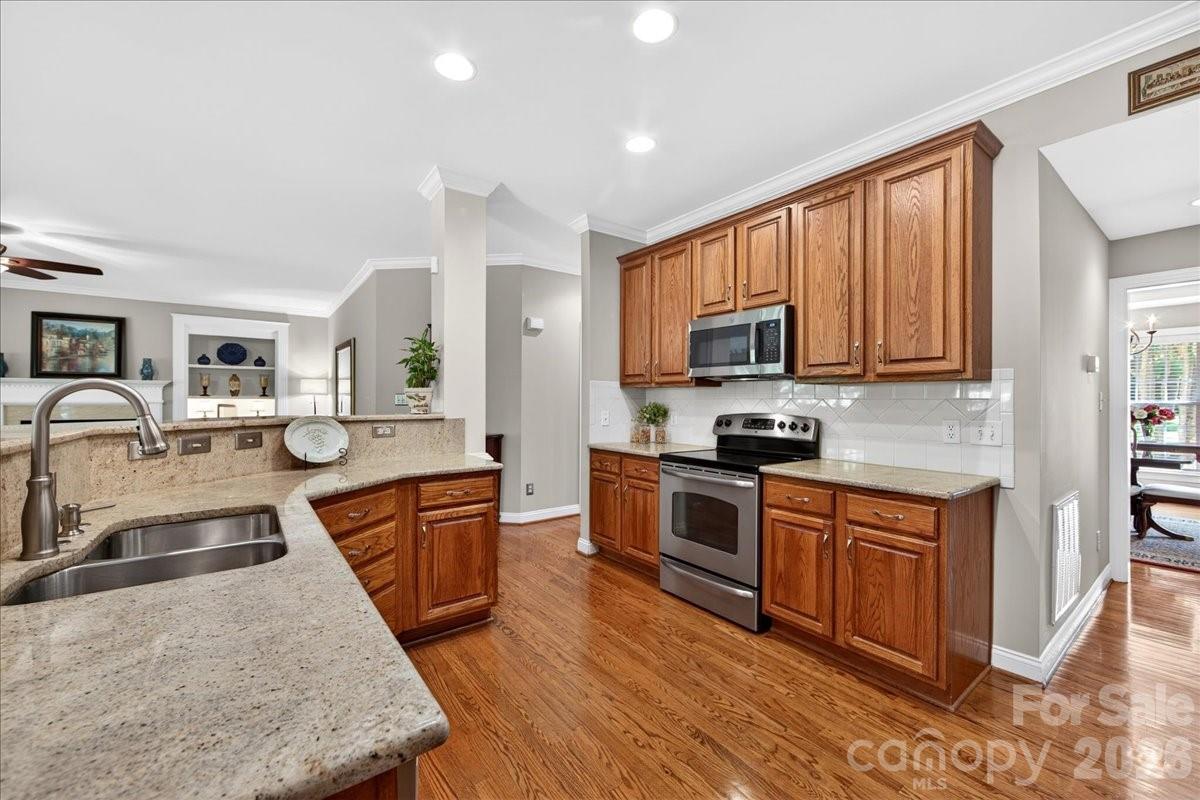 4365 Enchantment Cove Lane — Charlotte