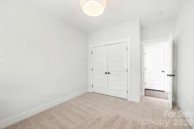 824 E 16th Street — Charlotte