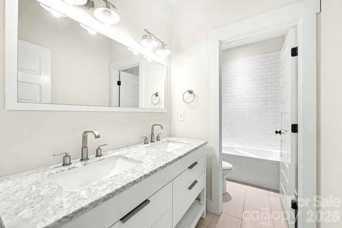 824 E 16th Street — Charlotte