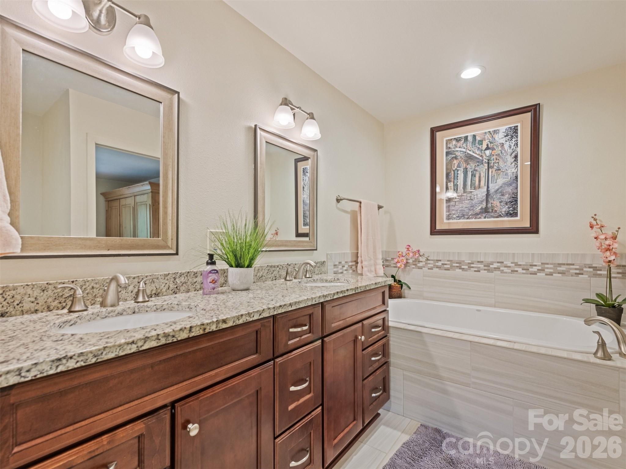 9 Golfview Drive — Maggie Valley