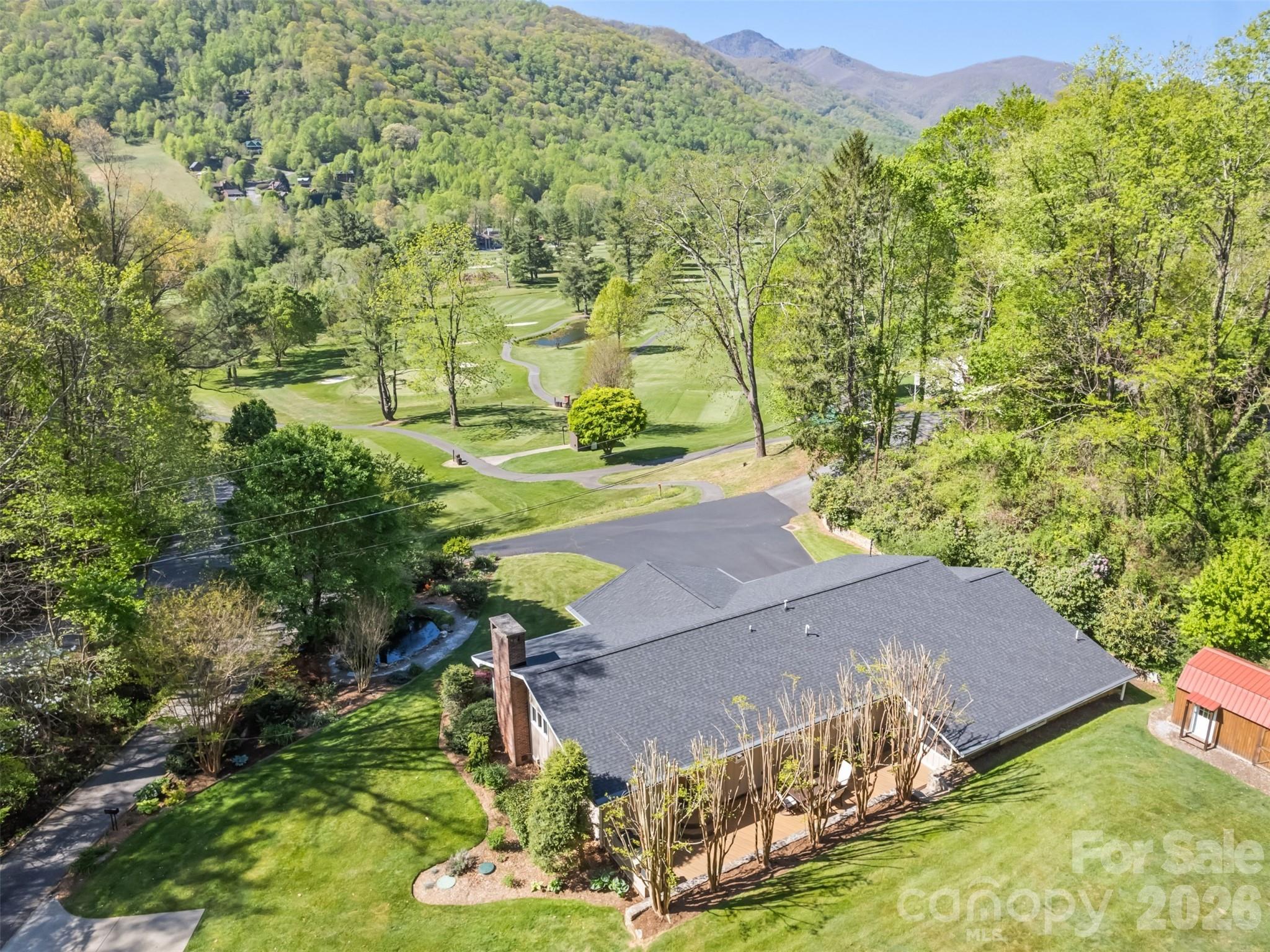 9 Golfview Drive — Maggie Valley