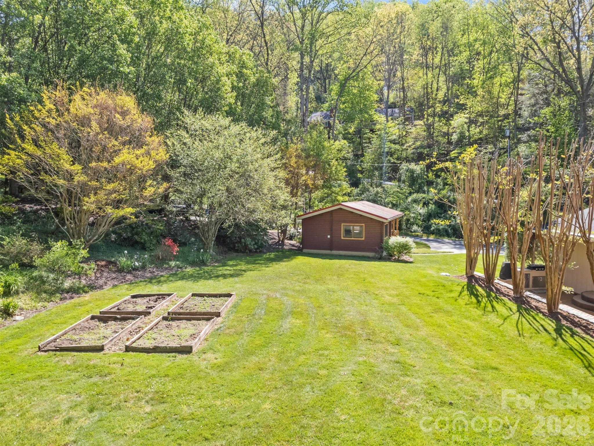9 Golfview Drive — Maggie Valley