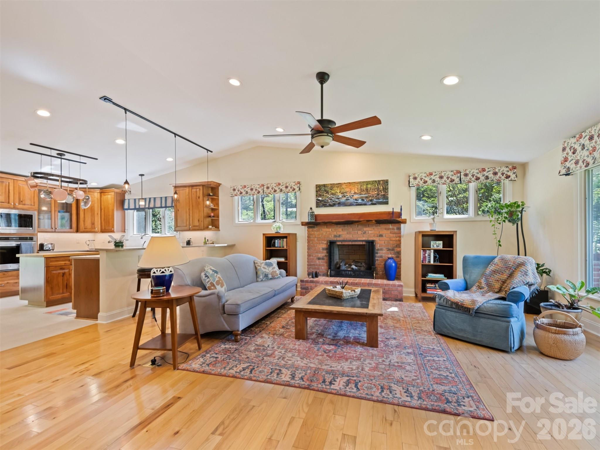 9 Golfview Drive — Maggie Valley