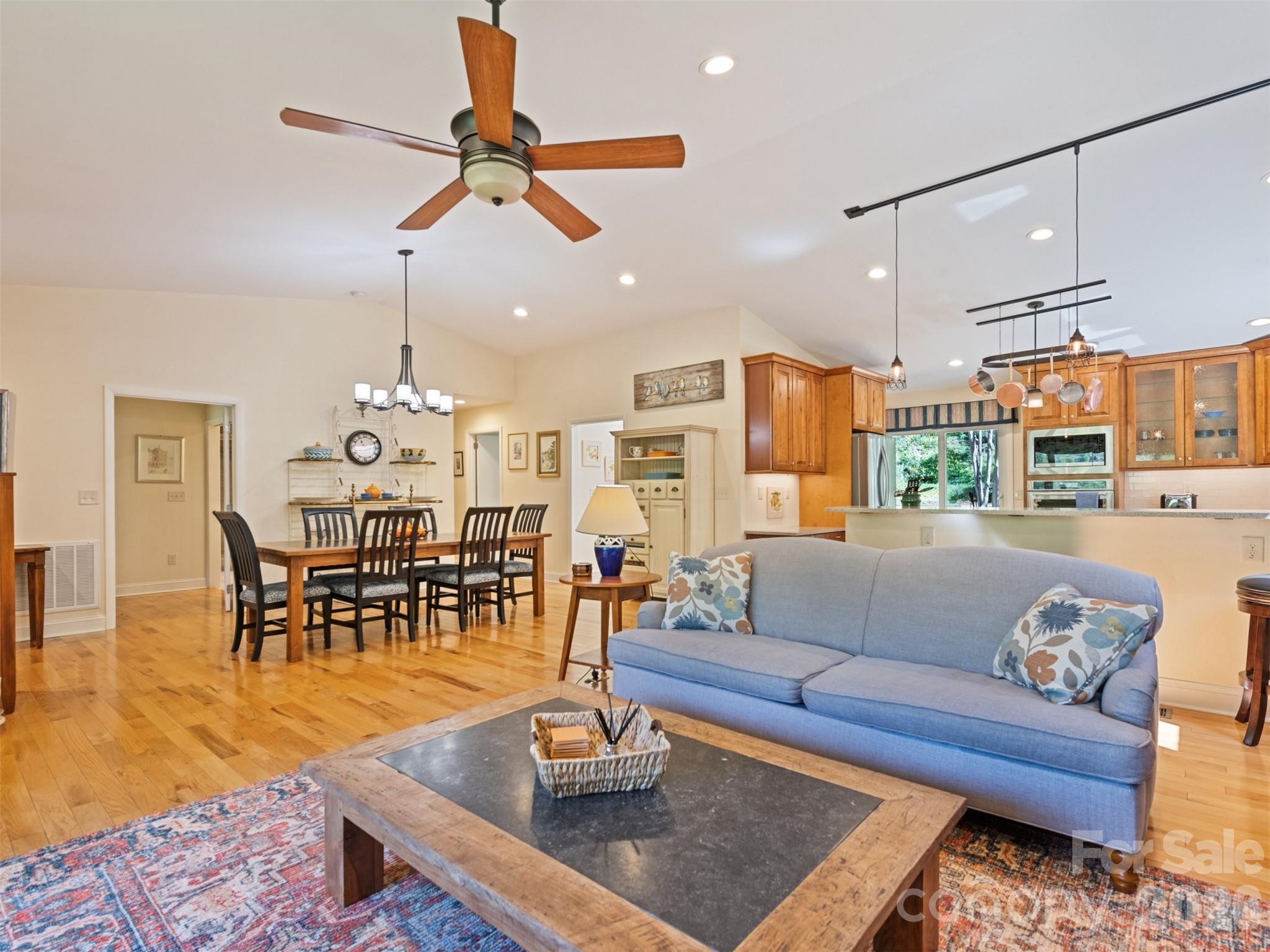 9 Golfview Drive — Maggie Valley