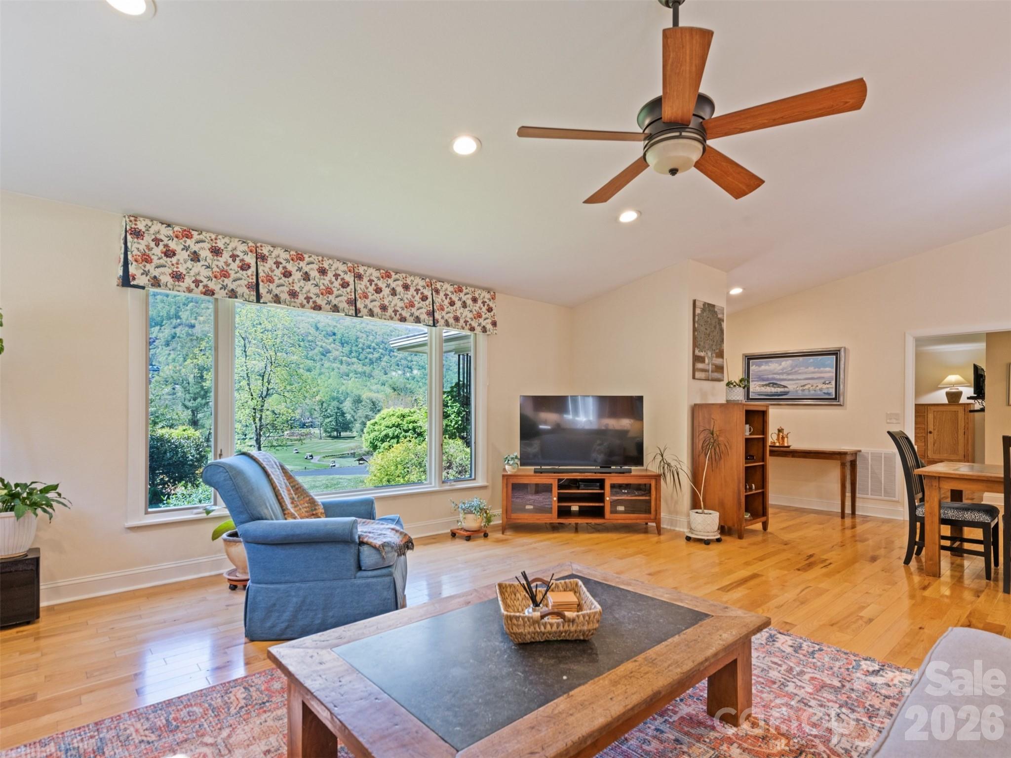 9 Golfview Drive — Maggie Valley
