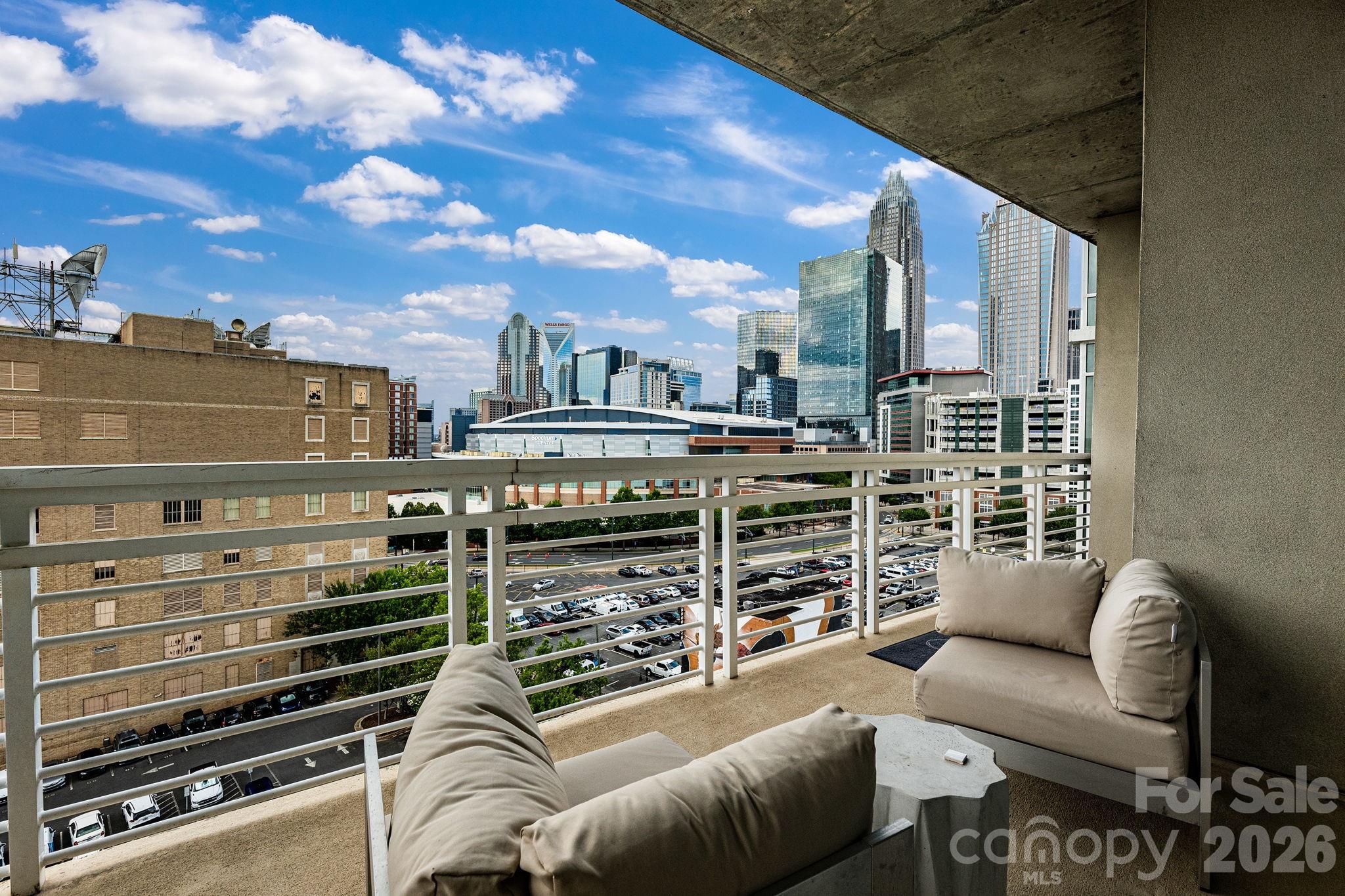 505 E 6th Street #1006 — Charlotte
