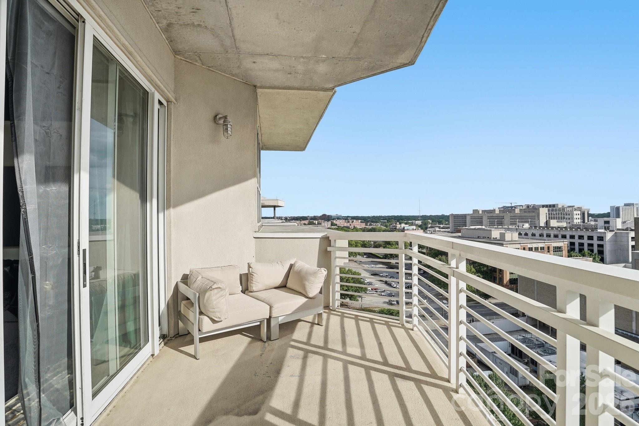 505 E 6th Street #1006 — Charlotte