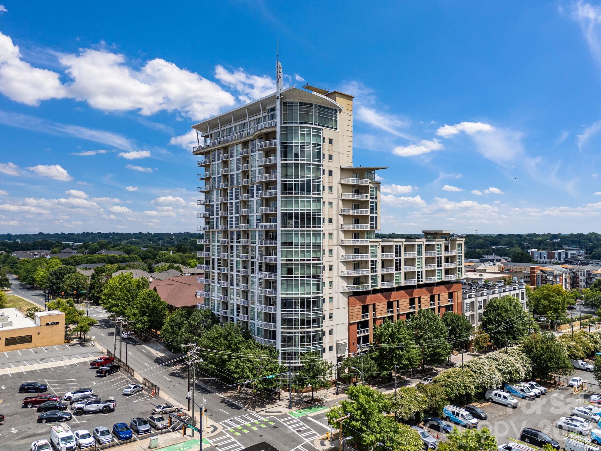 505 E 6th Street #1006 — Charlotte