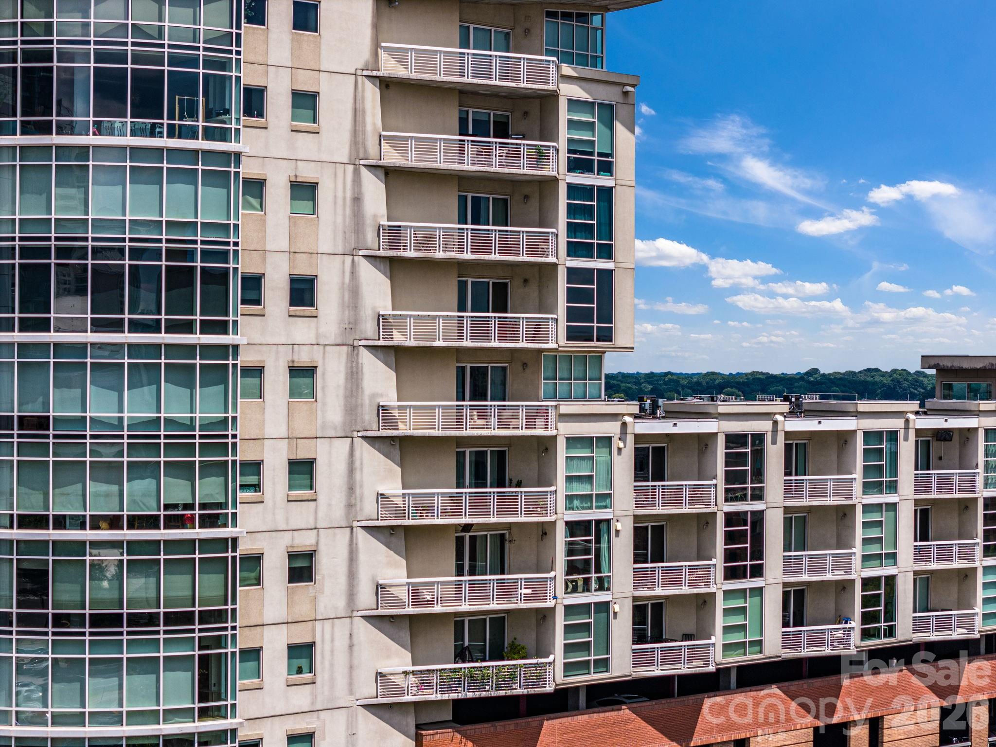 505 E 6th Street #1006 — Charlotte